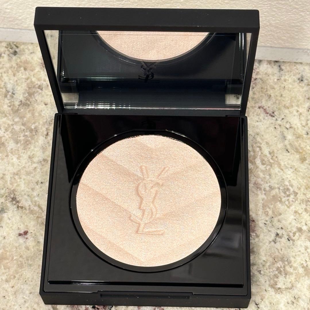 新品未使用！YSL Beauty オールアワーズ ハイパールミナイザー　01