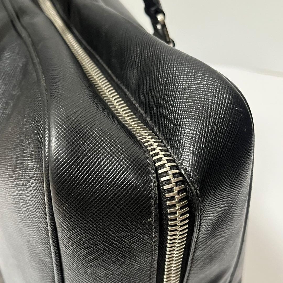 ✨良品✨　PRADA ビジネス　ハンドバッグ　レザー　革　　黒　レザー