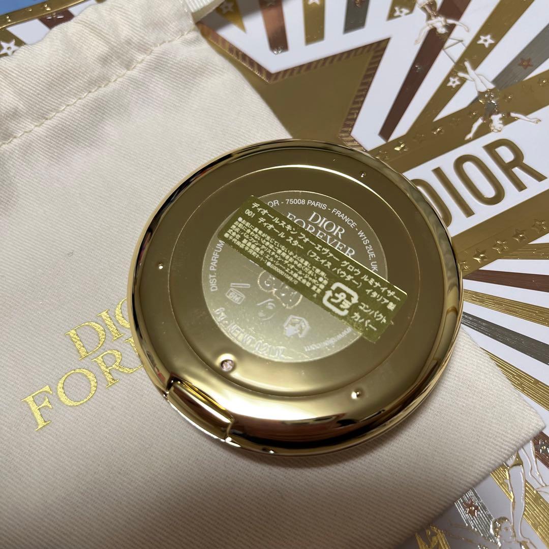 ディオールスキンフォーエヴァーグロウルミナイザー　001