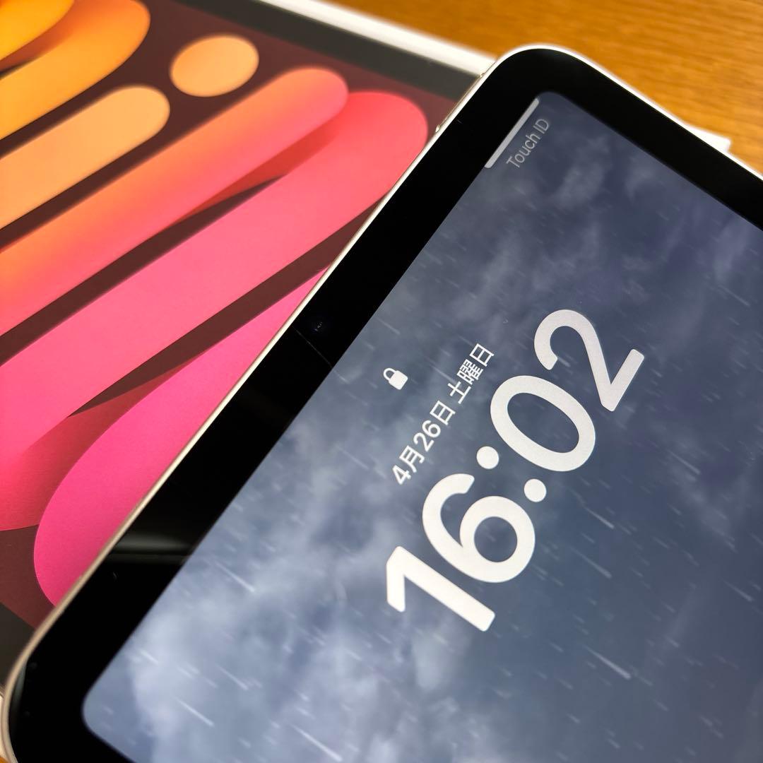 iPad mini A17 pro 第7世代とSmart folioのセット