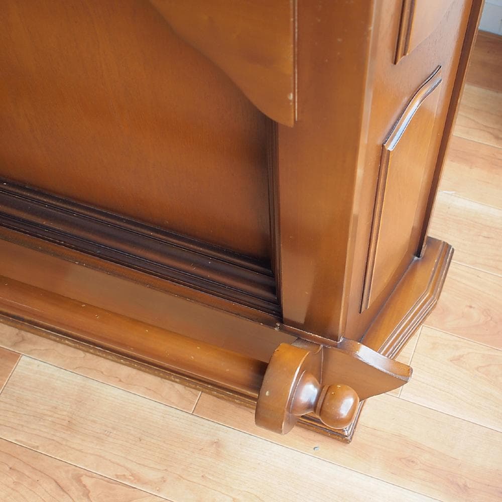 クラシカル バーカウンター アンティーク調 幅147cm 高さ102cm