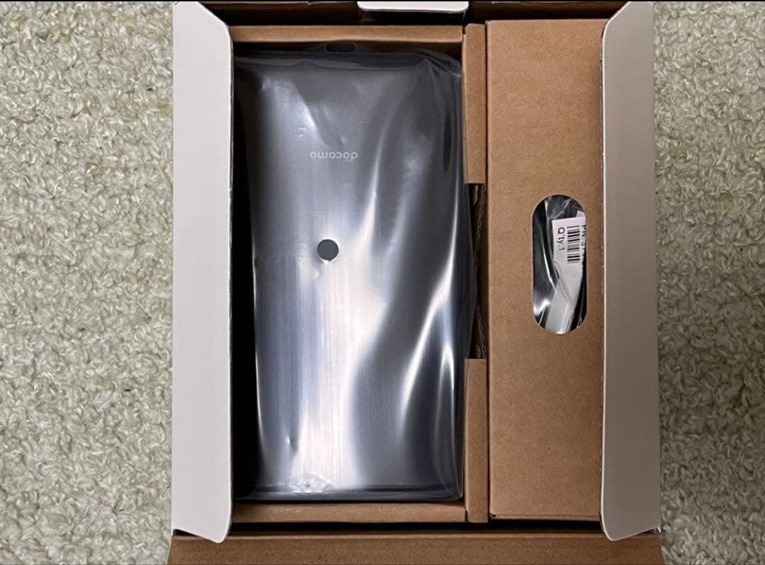 docomo HR02 5Gルーター 本体