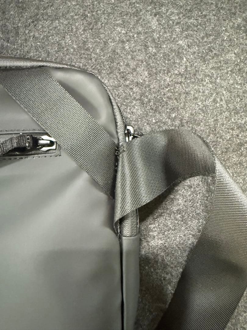 バッグ aso TOFT SLING