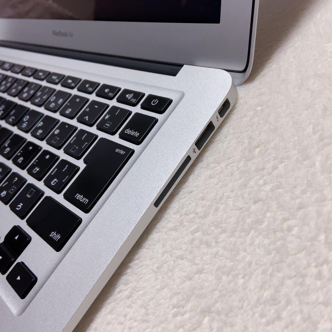 MacBook本体 khoi truc