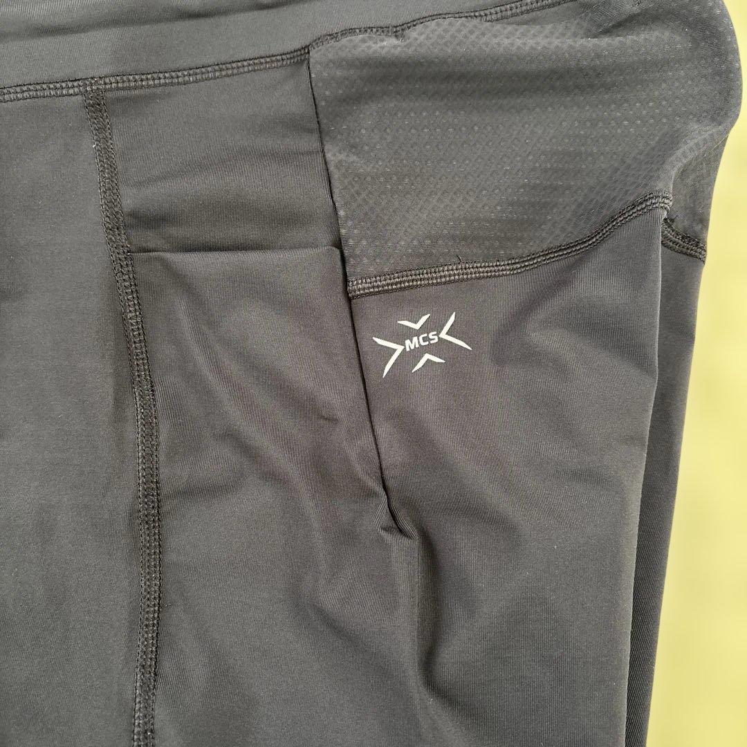 2xuツータイムズユー　ライトスピードリアクトコンプレッションショートショーツ