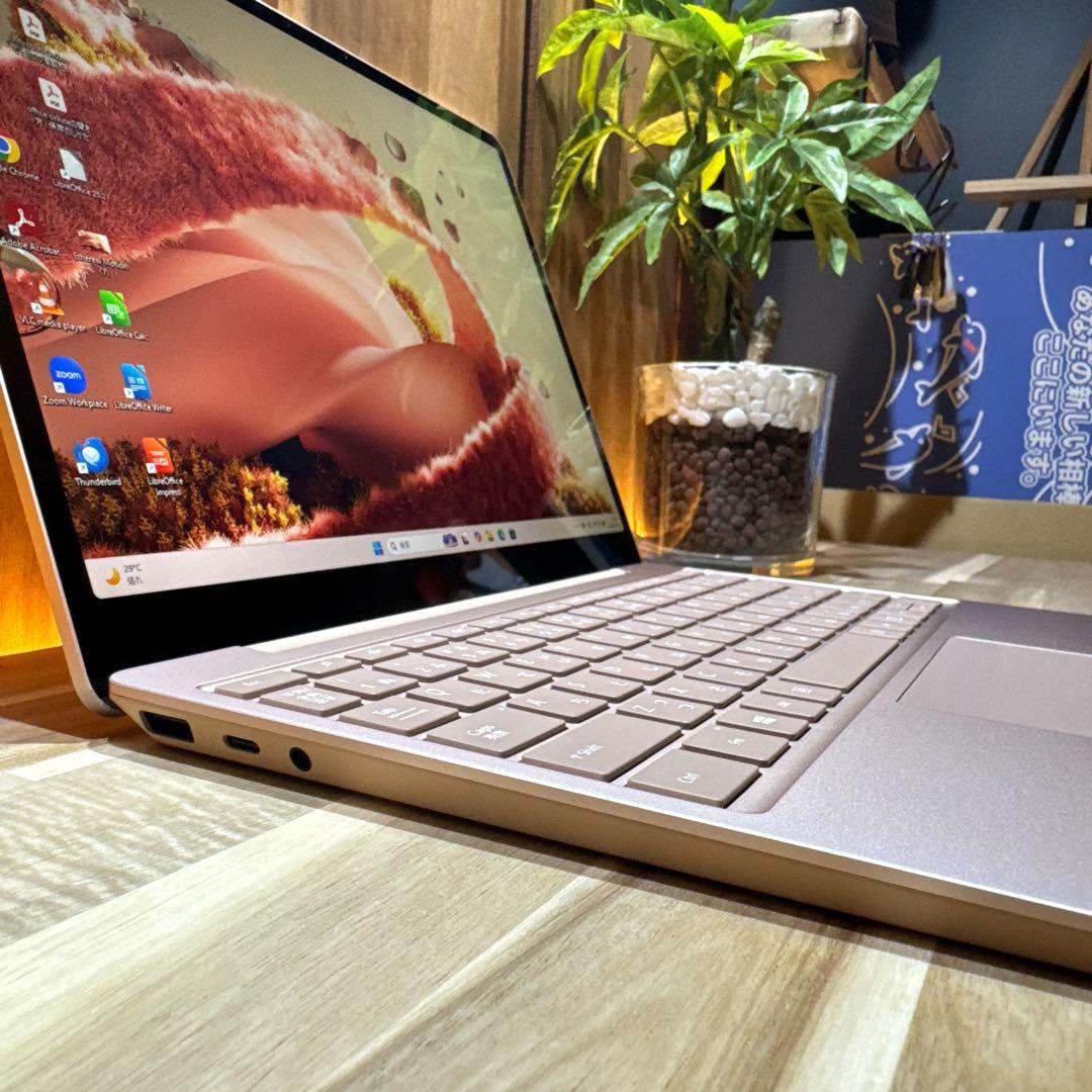 希少サンドストーン‼️Surface Laptop Go☘8GB☘ノートパソコン