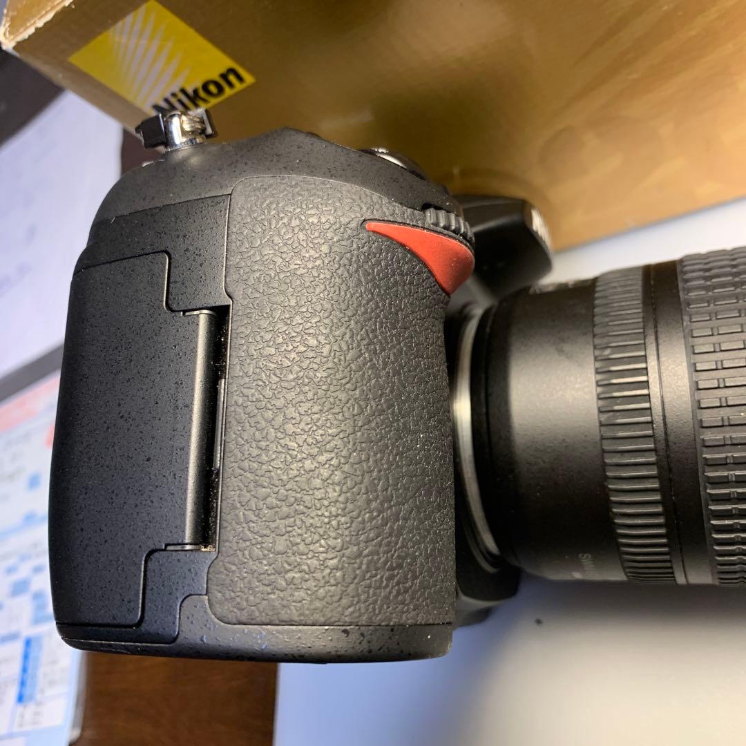 Nikon D200 デジタル一眼レフカメラ　ショット数2500枚弱