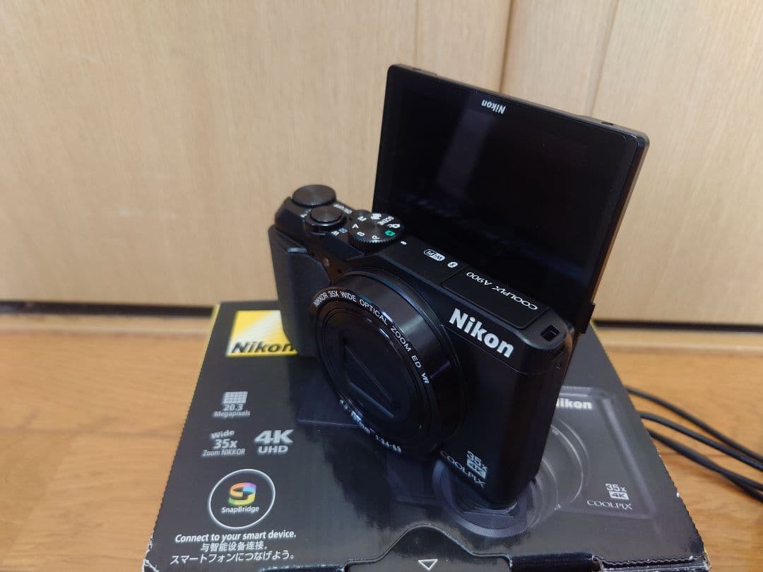 Nikon COOLPIX A900 ケース付