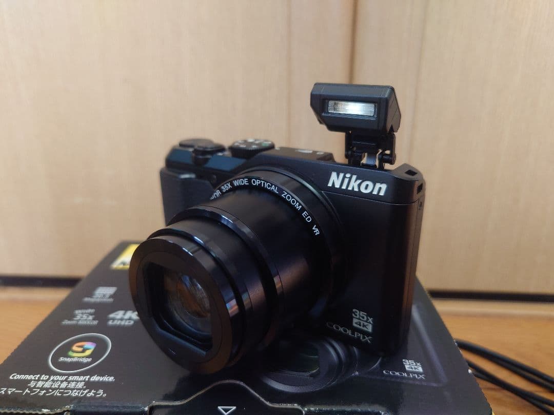 Nikon COOLPIX A900 ケース付