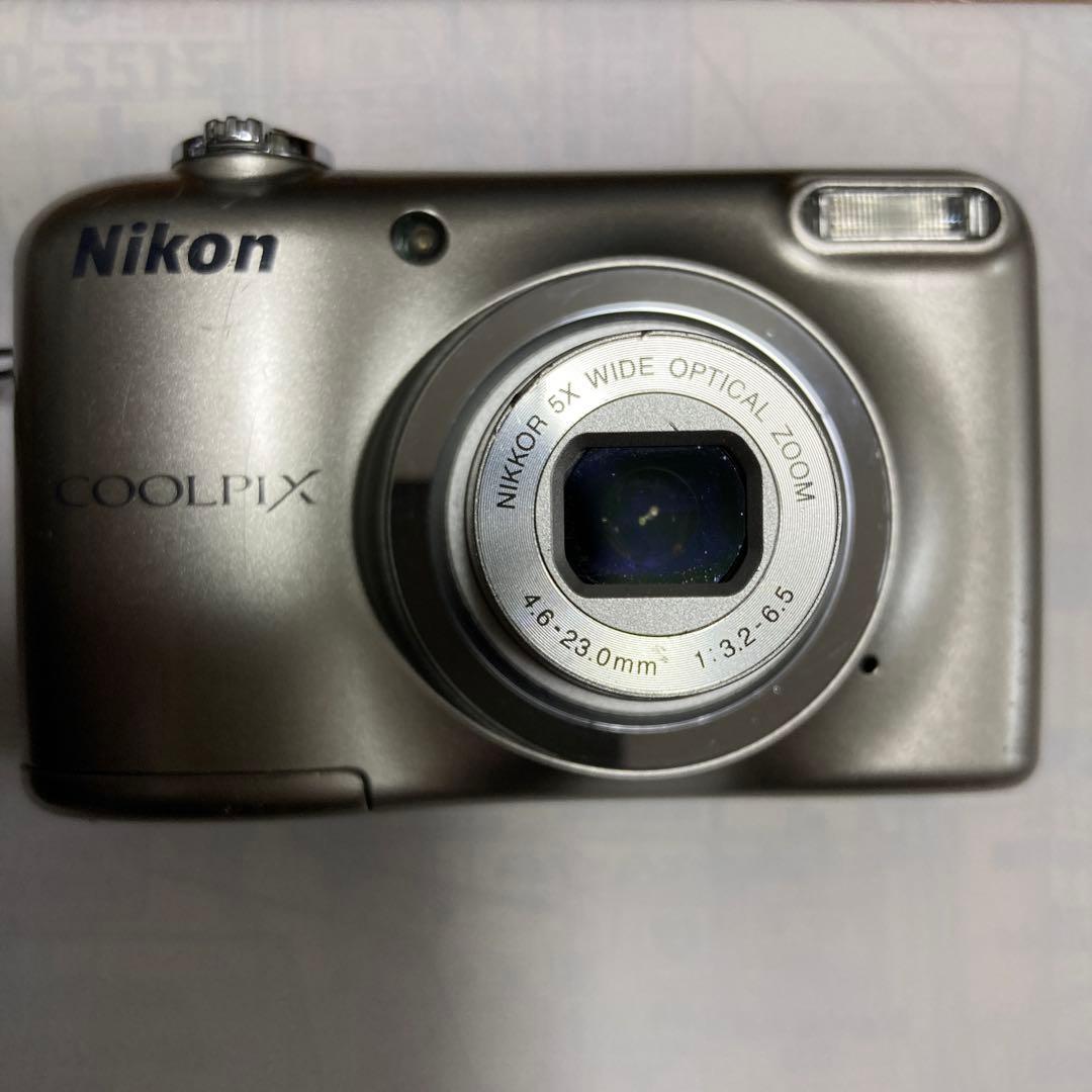 Nikon COOLPIX A10 シルバー デジタルカメラ
