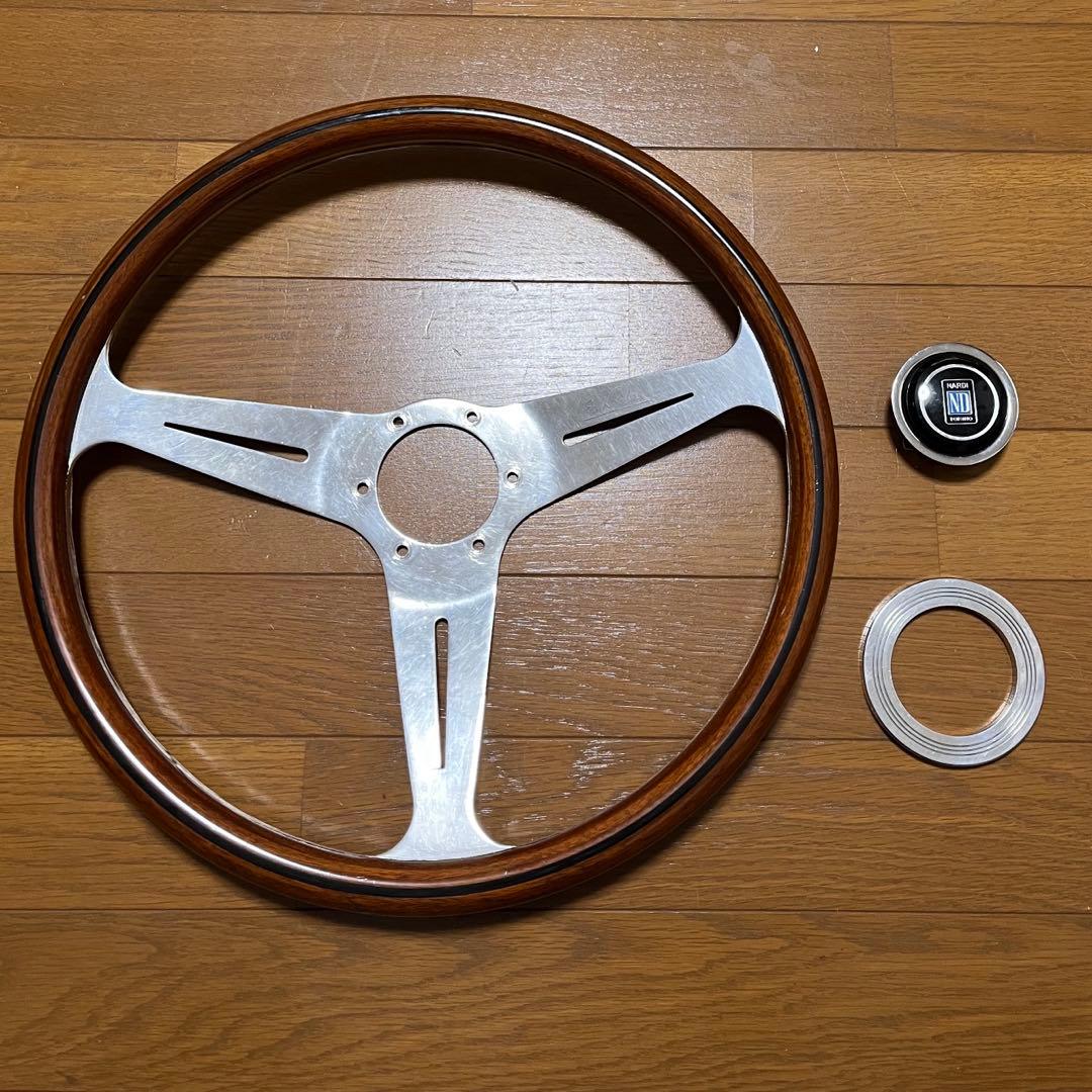 NARDI ナルディ クラシック　ウッドステアリング 大径39mm