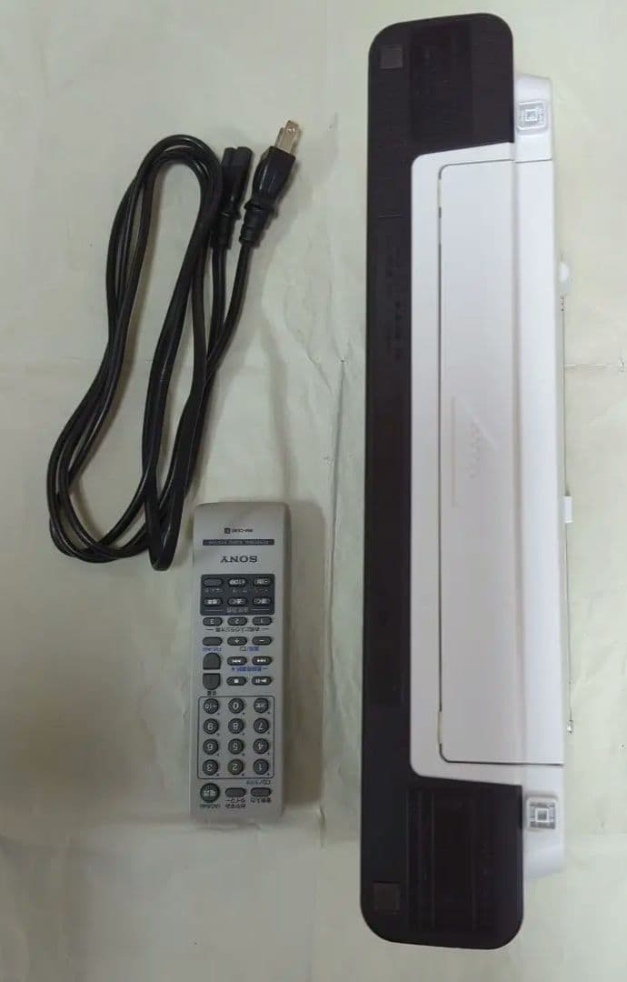 ソニーＣＤラジオzs-e80  語学学習用機能搭載 ホワイト色