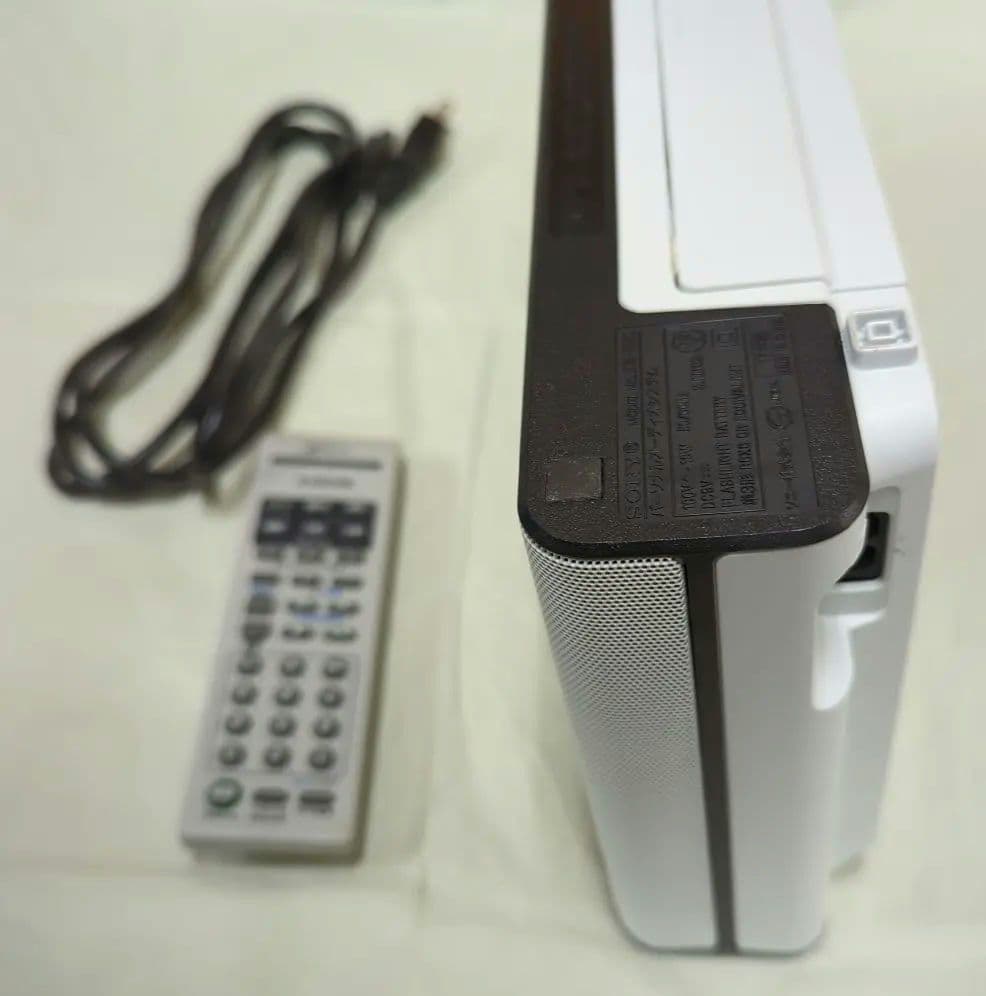 ソニーＣＤラジオzs-e80  語学学習用機能搭載 ホワイト色