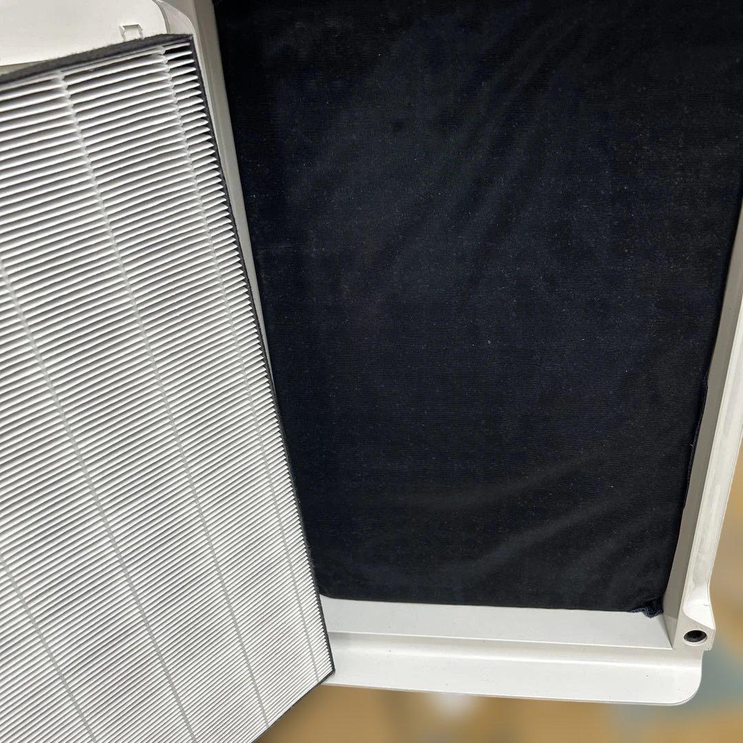 パナソニックF-PXW60 空気清浄機　24年製