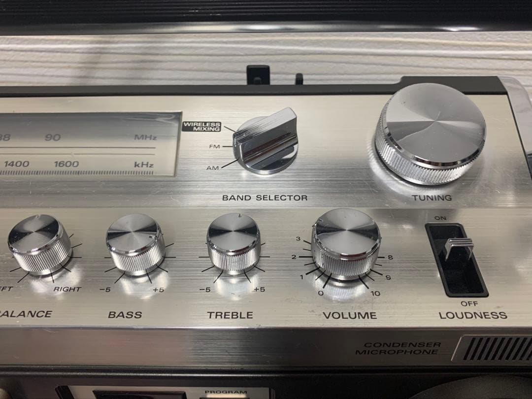 動作品HITACHI PERDISCO 日立 ラジカセ TRK-8180ラジオ