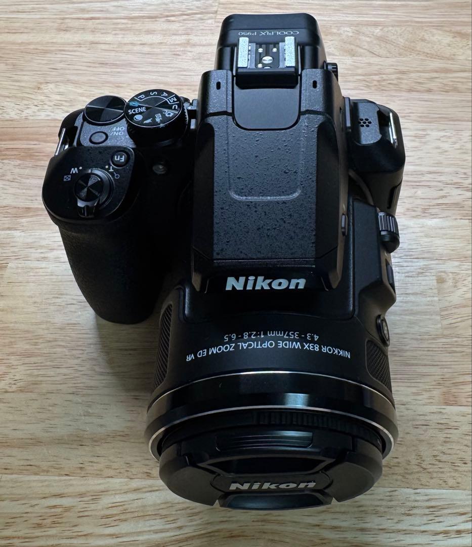 ★美品 Nikon 光学83倍ズーム COOLPIX P950★専用ケース付き