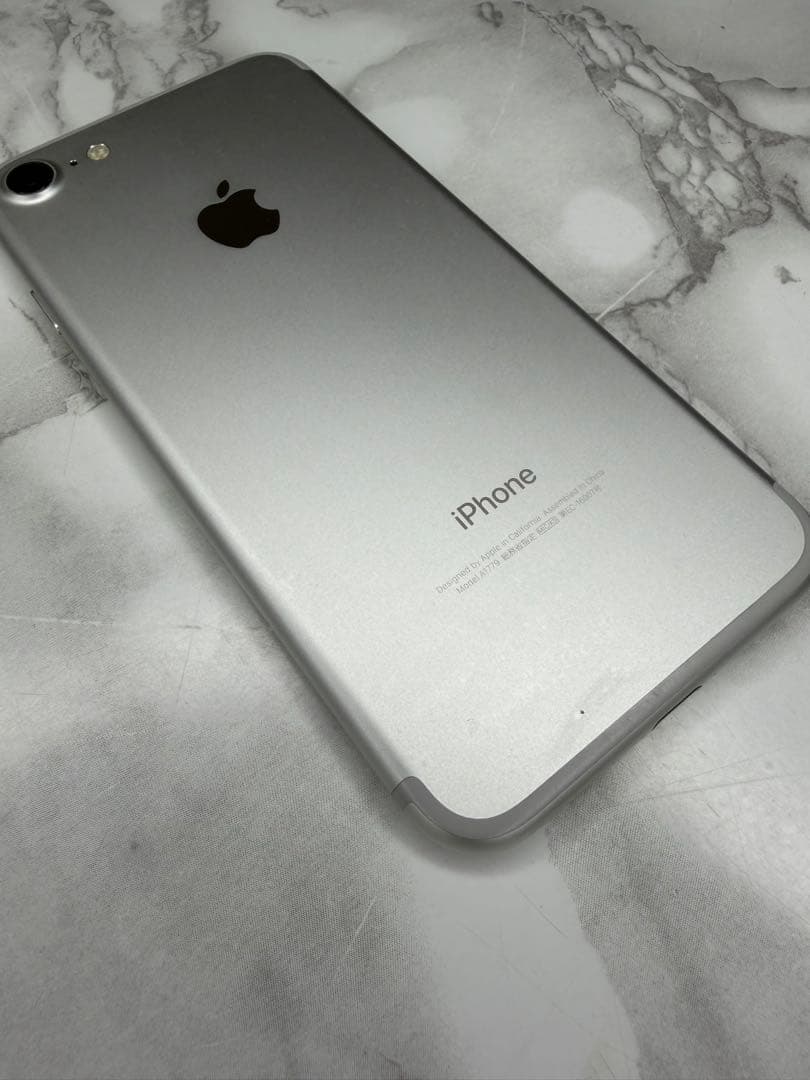 iPhone7 32GB｜SIMフリー｜シルバー｜動作良好