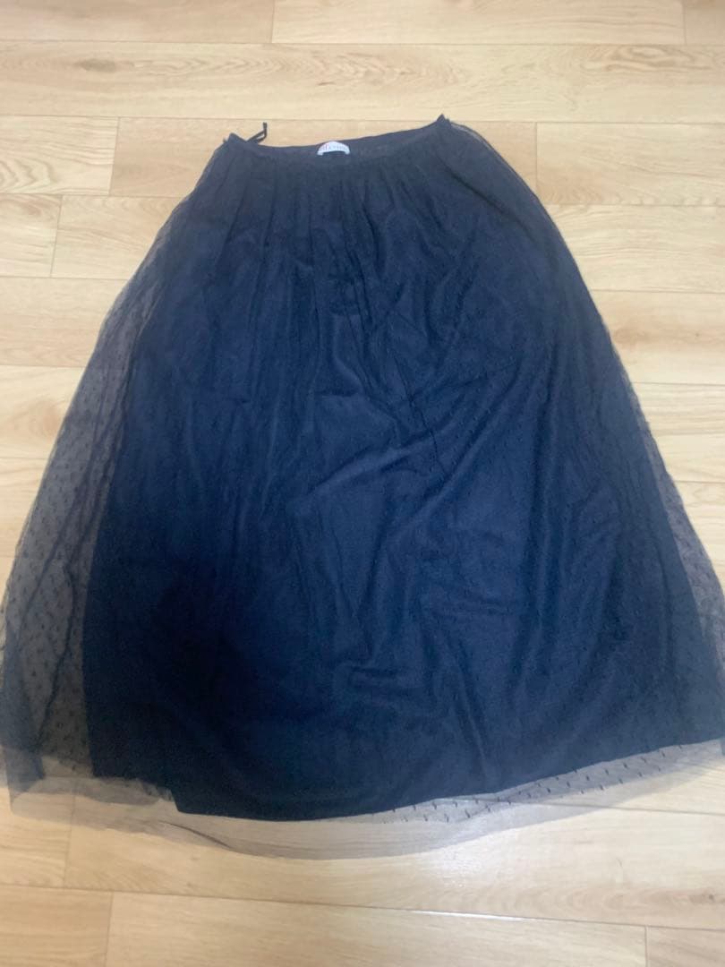 【新品未使用】レッドヴァレンティノ　ロング丈スカート・チュール・ドット