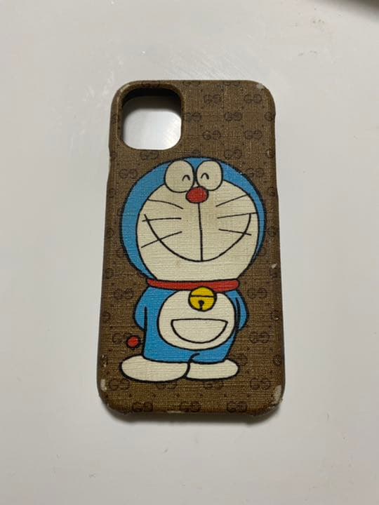 GUCCIドラえもん　iPhone11ケース