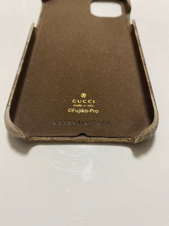 GUCCIドラえもん　iPhone11ケース