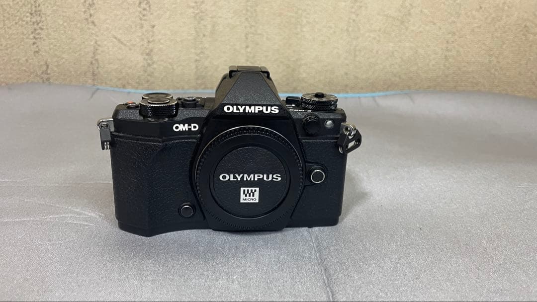 [美品] OLYMPUS OM-D EM-5 ii レンスセット