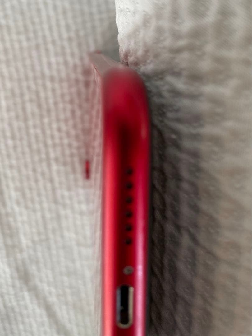 iPhone XR 64GB 82％ RED 本体　美品