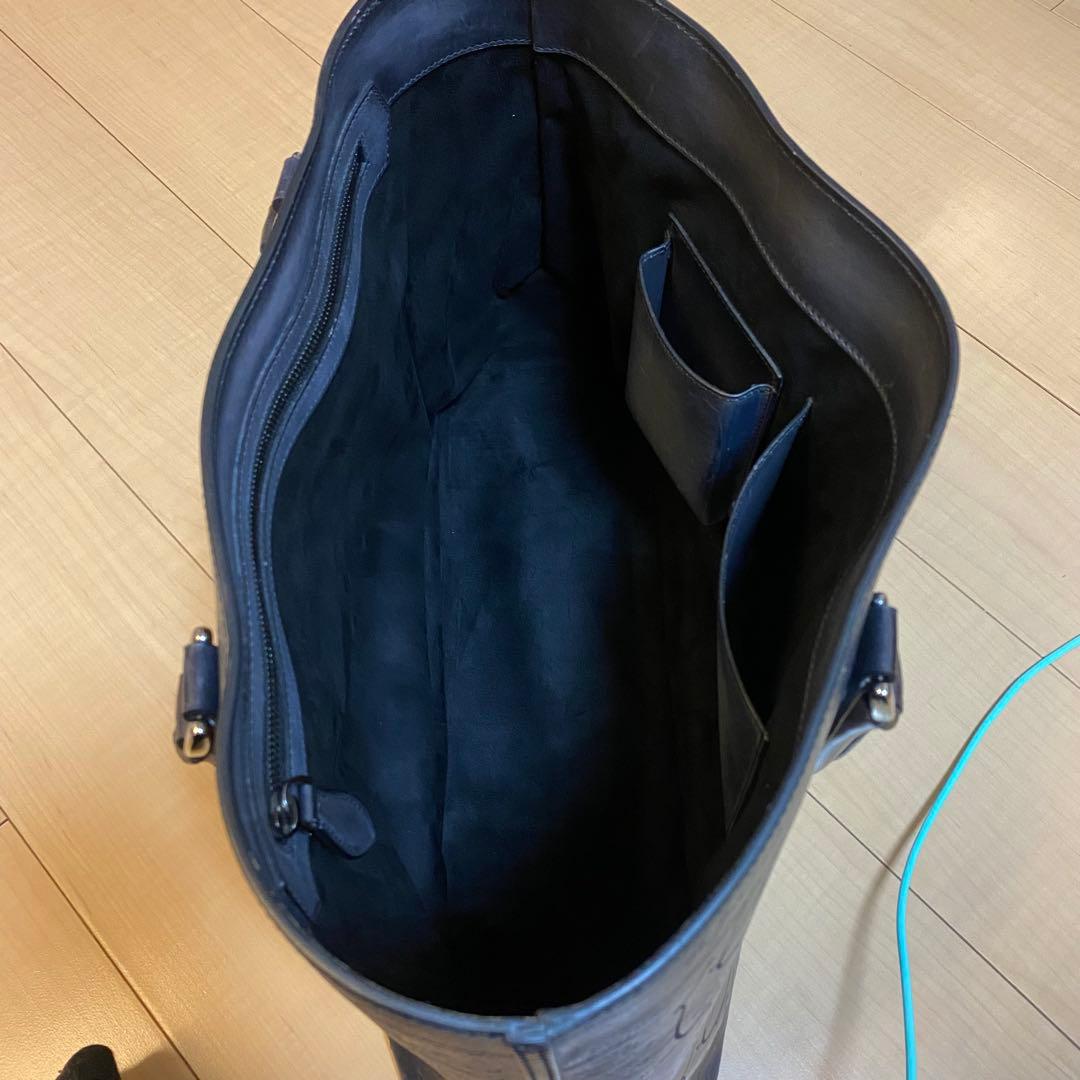 美品!定価55万　新ロゴ自立◎berlutiベルルッティトゥジュールトートバッグ