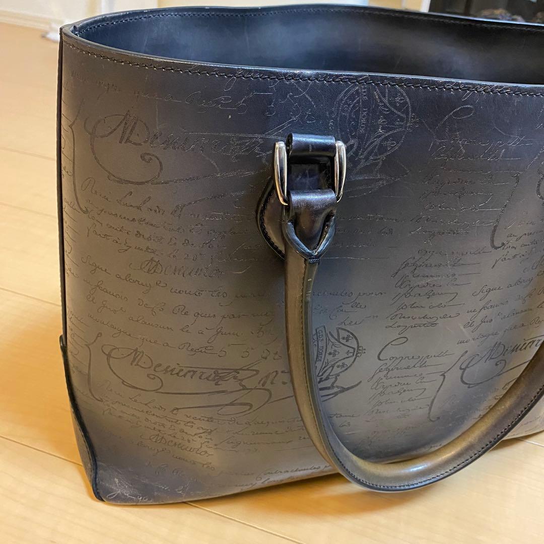 美品!定価55万　新ロゴ自立◎berlutiベルルッティトゥジュールトートバッグ