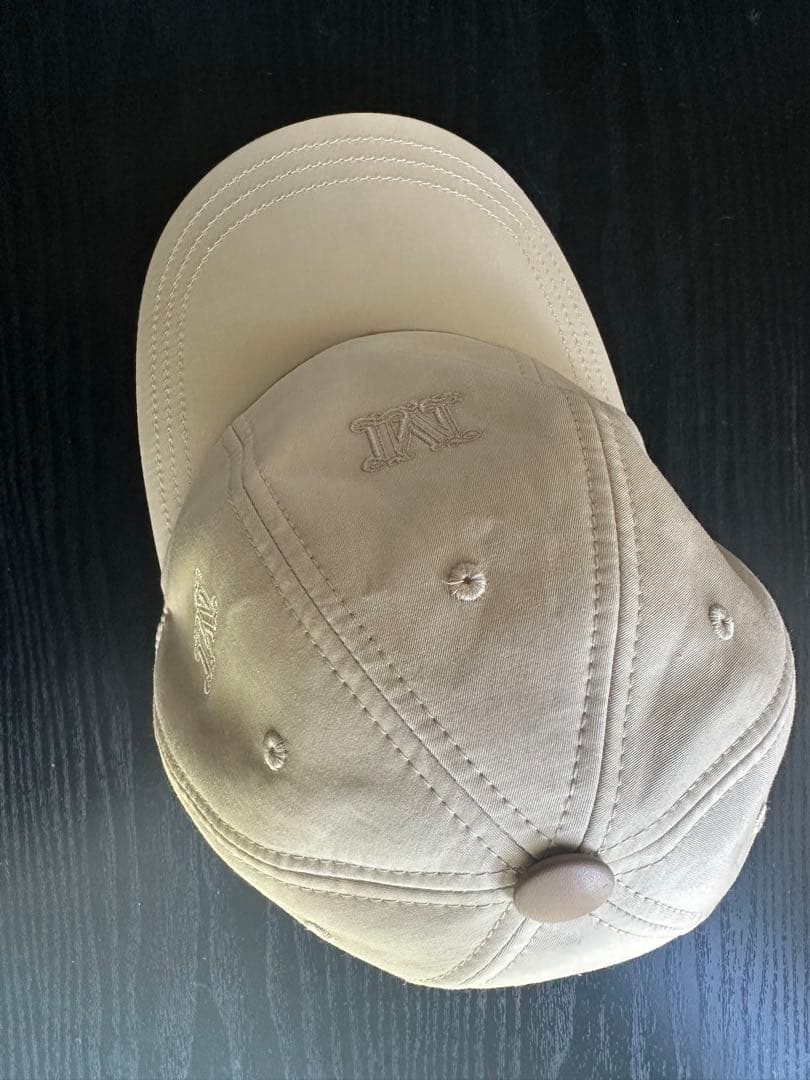 MaxMara ベージュキャップ