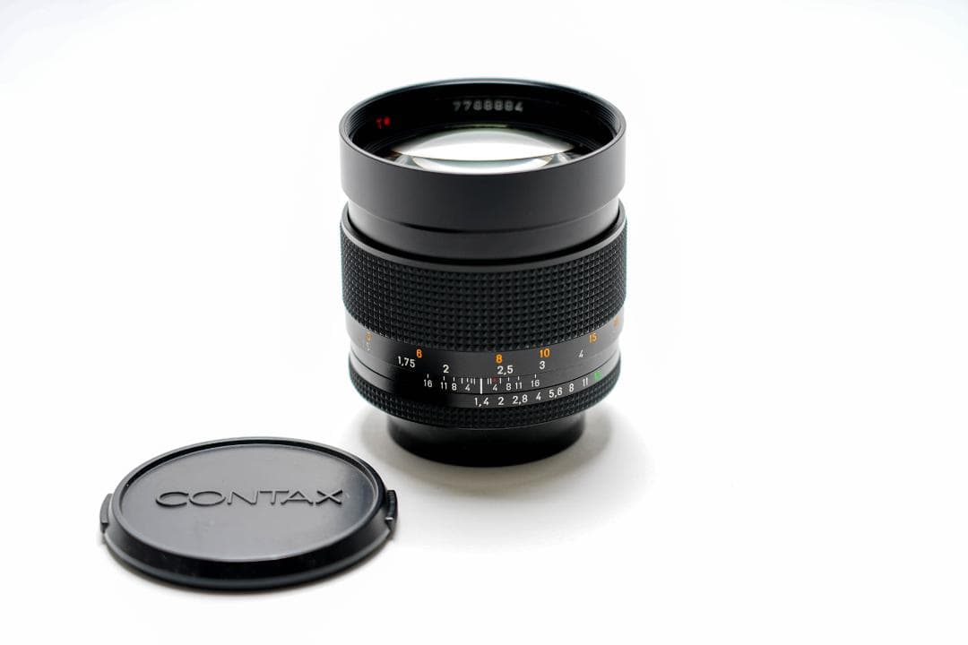 CONTAX　プラナー85mmF1.4　レンズに傷あり