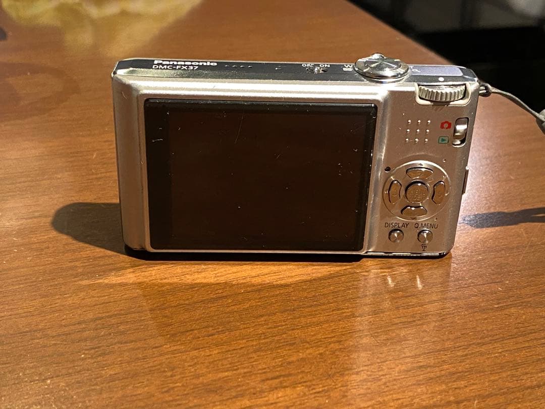 Panasonic DMC-FX37 コンパクトデジタルカメラ