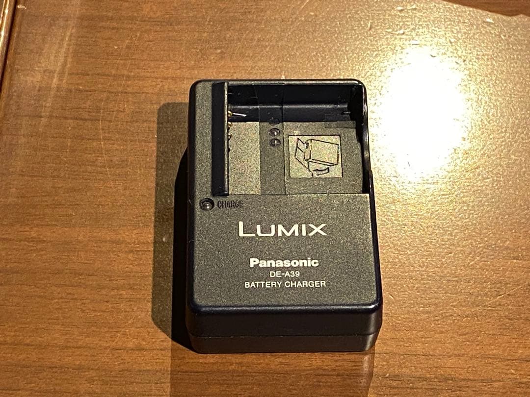 Panasonic DMC-FX37 コンパクトデジタルカメラ