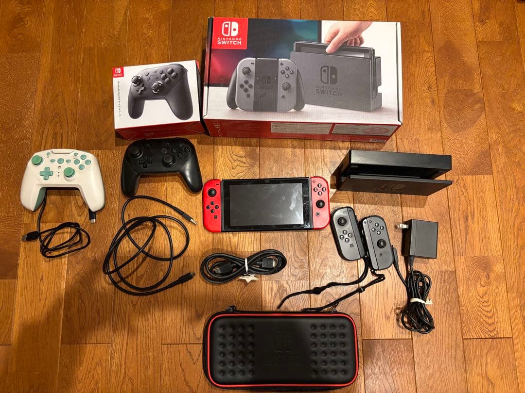 Nintendo Switch ジョイコン4つ プロコン2つ 収納ケース付き
