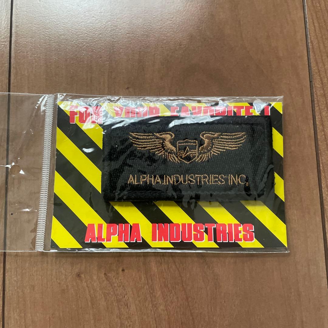 美品！ALPHA INDUSTRIES フード付きブラックブルゾン　TA1260