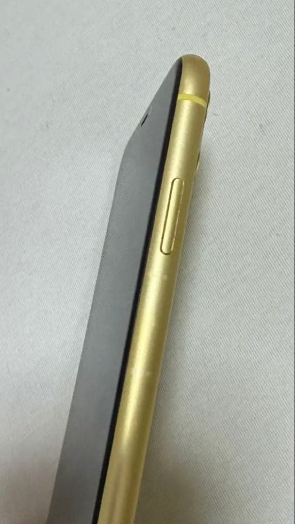 Apple iPhone11 128GB 黄色 本体