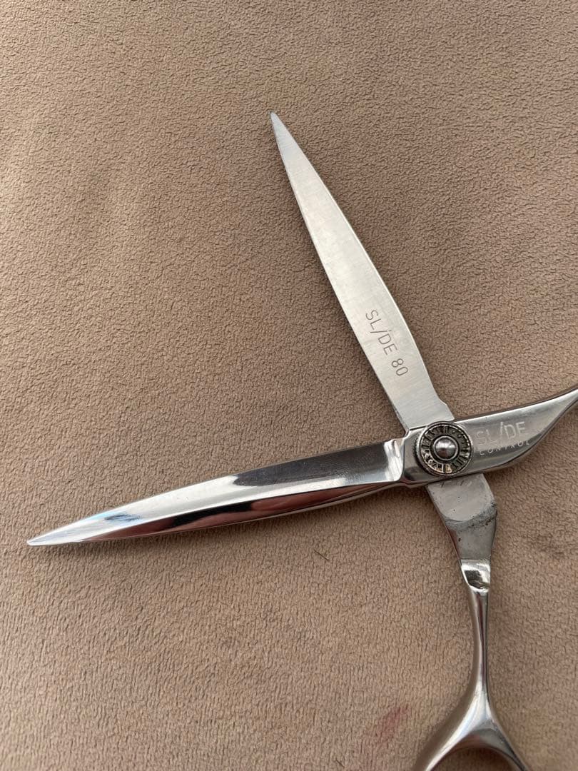 内海　utsumi slide Control 美容師　シザー　ハサミ