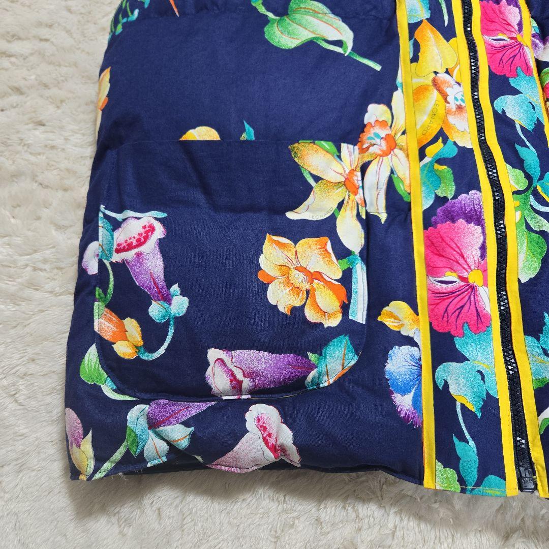 レオナール LEONARD ダウンベスト フラワー柄 ゆったりサイズ ネイビー