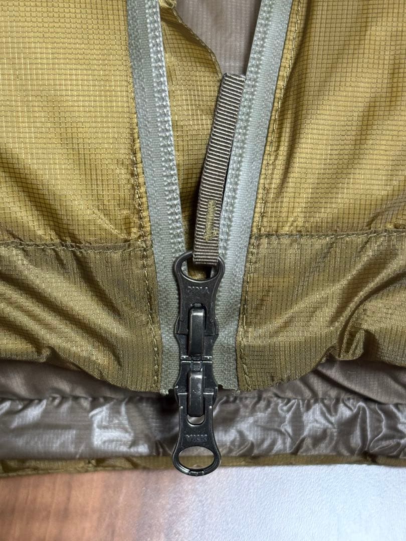 NANGA オーロラライトダウンジャケット　コヨーテ【チャック難あり】