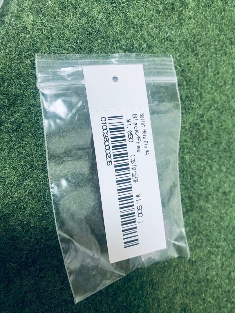 G*o様 Nate Lowman/Supreme Bullet Hole Pin