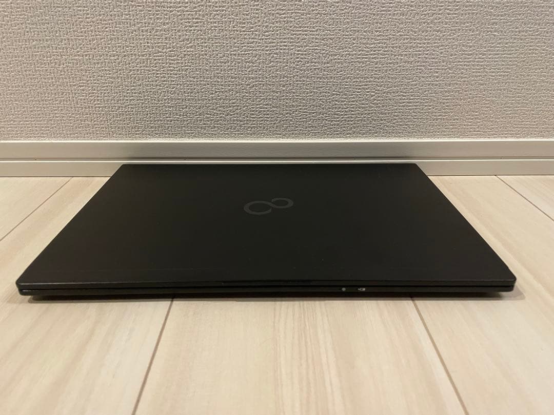 富士通 U9310/E i5-10210U 8GB 256GB Office