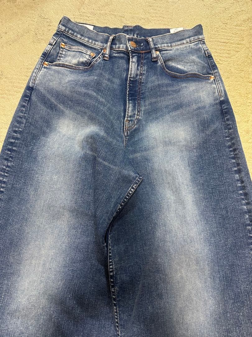 SURT ルーズシルエットデニム