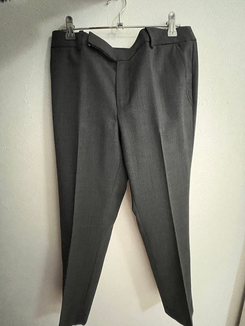 スーツ　上下　スーツカンパニー　新品　グレー　ウォッシャブル