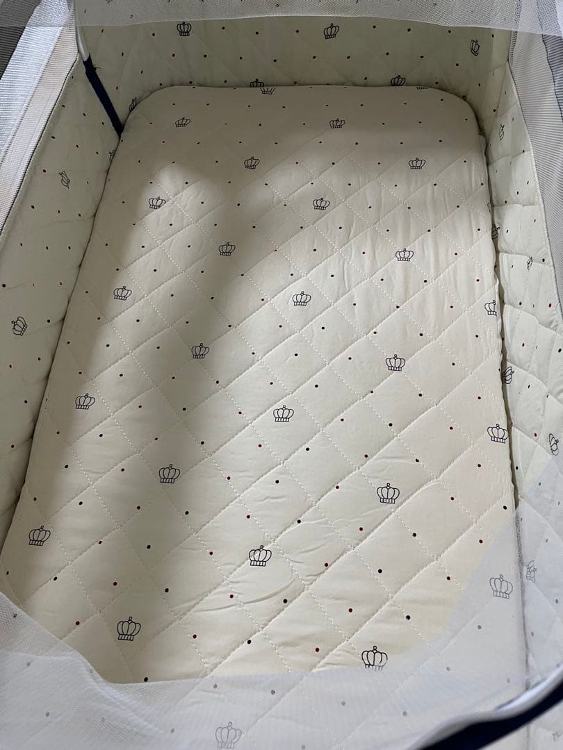 蚊帳付きベビーベッド 高さ調整可能