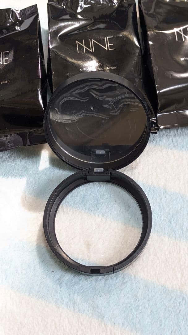 NINE クッションファンデーション リフィル 3パック ケース付き