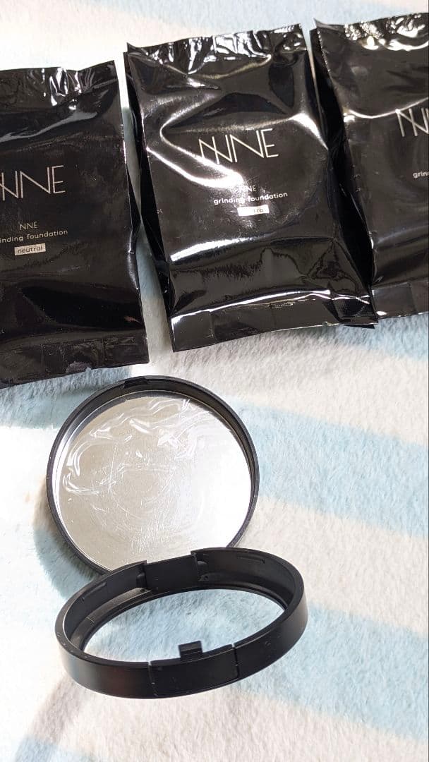 NINE クッションファンデーション リフィル 3パック ケース付き