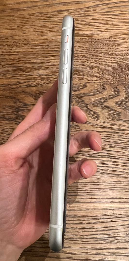 iPhone XR 128GB 86％ ホワイト　本体　美品