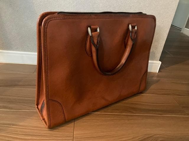 柏餅【状態良し】SLOW / スロー ビジネスバッグ 本革/レザー