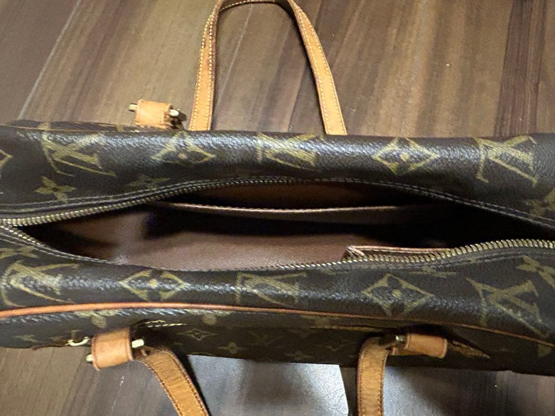 ヴィトンバック