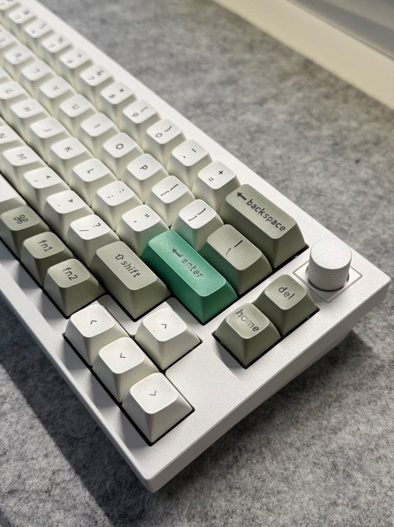 Keychron Q2 Max US配列 シェルホワイト バナナ軸