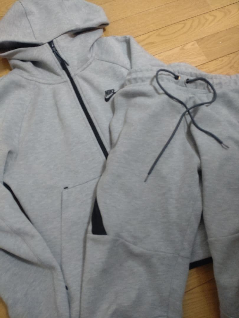 ssss【廃盤モデル】Nike tech fleece セットアップ